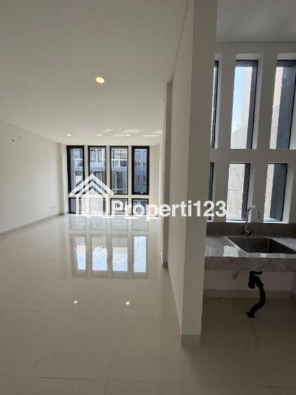 Dijual Ruko Del Rey Jl. Lkr. Botanika Utara, BSD, Tangerang - 14