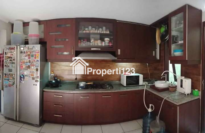 Rumah Murah Semi Furnished Hitung Tanah Siap Huni Lokasi Gayungsari Surabaya Selatan - 11