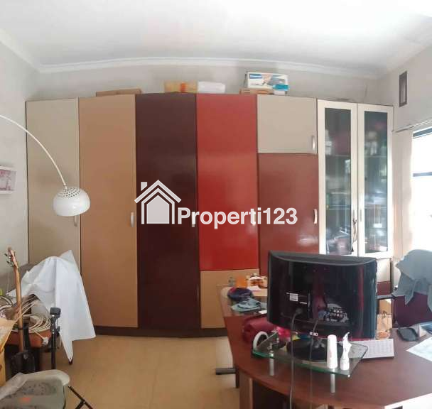 Rumah Murah Semi Furnished Hitung Tanah Siap Huni Lokasi Gayungsari Surabaya Selatan - 6