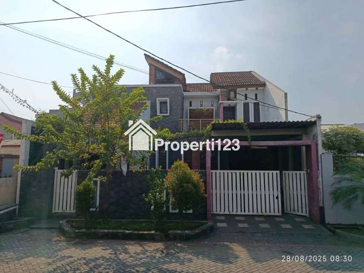 Rumah Murah Semi Furnished Hitung Tanah Siap Huni Lokasi Gayungsari Surabaya Selatan - 1