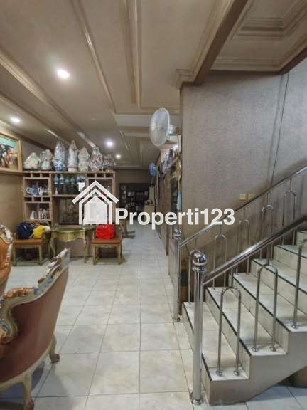 Dijual Rumah di Taman Palem Lestari, Cengkareng, Jakarta Barat - 2