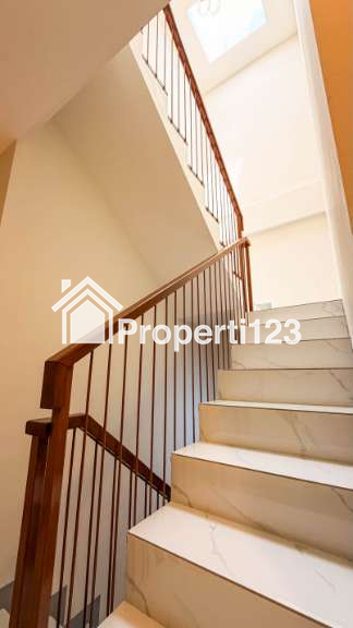 Dijual Rumah Kost di Jl Tanjung Duren Raya, Tanjung Duren, Kec. Grogol Petamburan, Jakarta Barat - 5