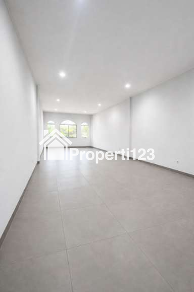 Dijual RUKAN MARINA BAY type Amsterdam di Jl. Jendral Sudirman, PIK 2 - 4
