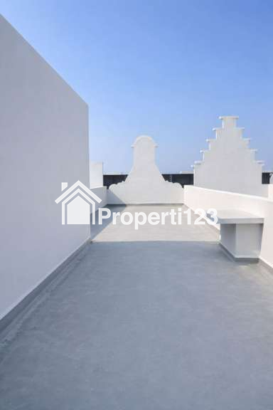Dijual RUKAN MARINA BAY type Amsterdam di Jl. Jendral Sudirman, PIK 2 - 6