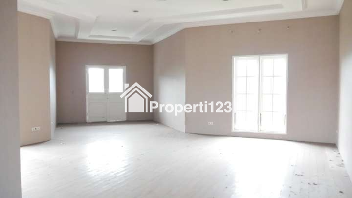 Dijual Rumah di Jalan Permata Indah, Lippo Karawaci, Tangerang - 14