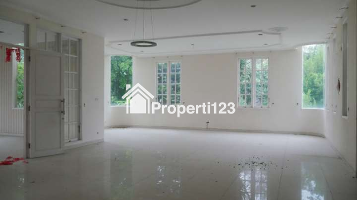 Dijual Rumah di Jalan Permata Indah, Lippo Karawaci, Tangerang - 7