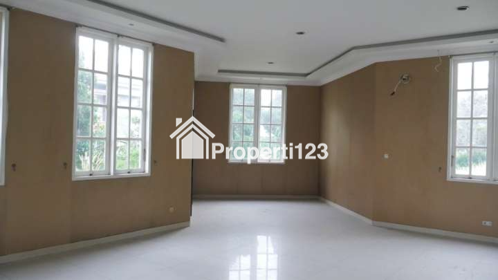 Dijual Rumah di Jalan Permata Indah, Lippo Karawaci, Tangerang - 10