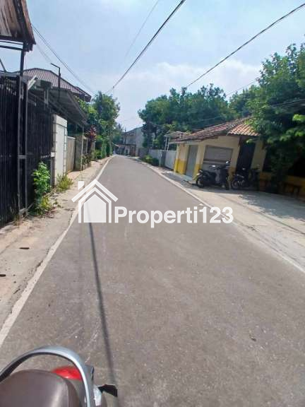 Rumah 2,5 lantai nempel Villa Cinere Mas - 8