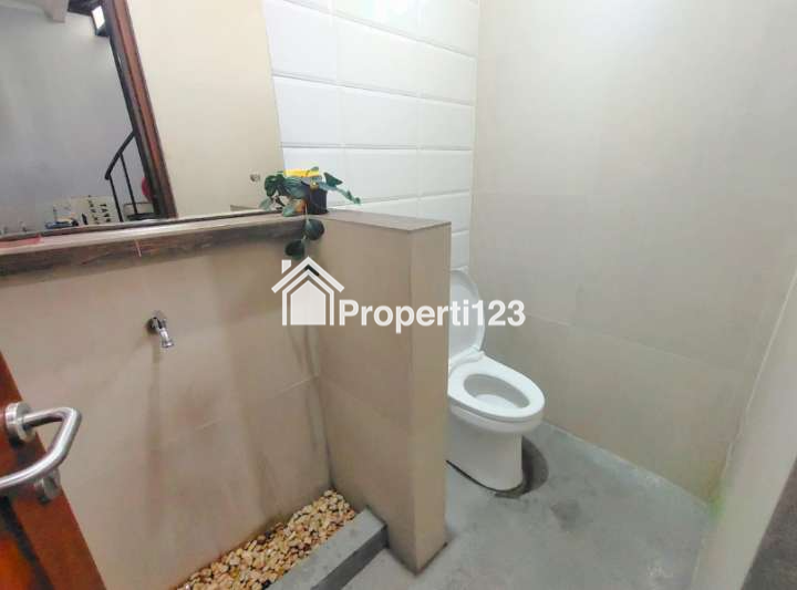 JUAL CEPAT Rumah Minimalis Full Renov di Cigantri Indah Residence - Bandung - 8
