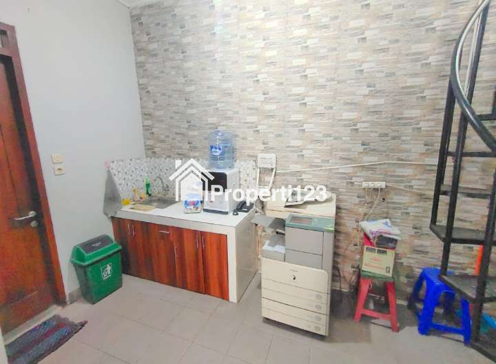 JUAL CEPAT Rumah Minimalis Full Renov di Cigantri Indah Residence - Bandung - 2