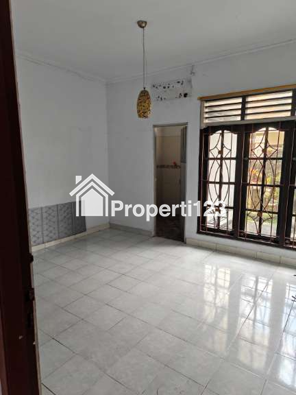 Sewa Rumah Jatiasih Komplek Pemda Bekasi Blok C11 No. 4 Jatiasih, Bekasi - 3