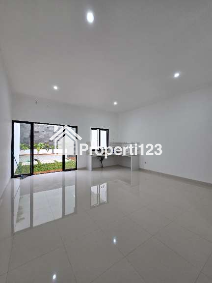 Rumah modern minimalis dalam komplek di Duren Sawit Jaktim - 2