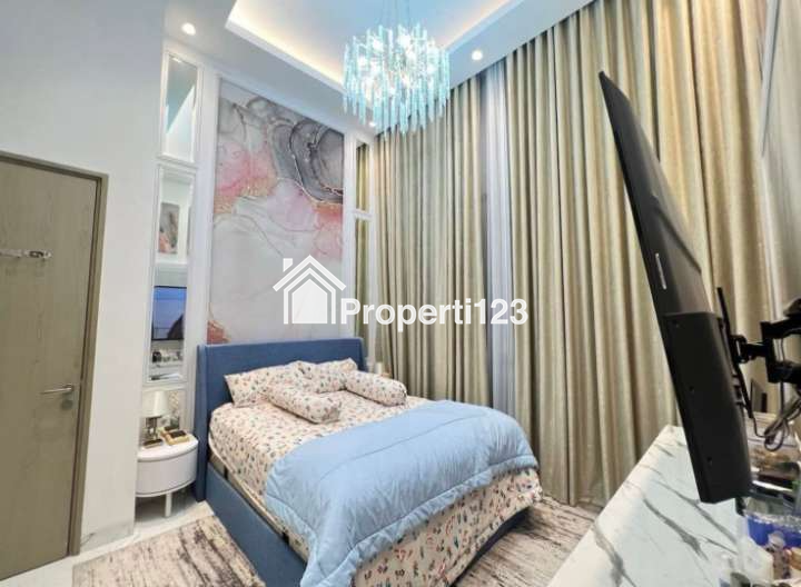 Rumah Fully Furnished Cluster Semayang Asya Jakarta Garden City - 13