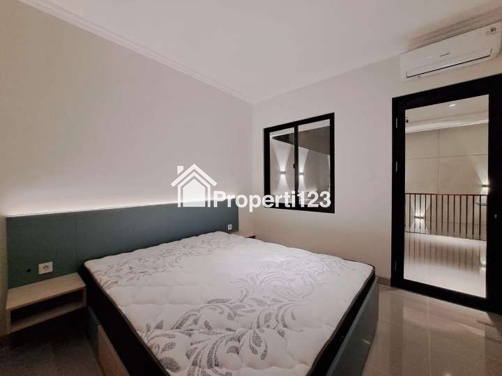 DIJUAL RUMAH BARU DI CLUSTER CARSON, SUMMARECON GADING SERPONG - 4