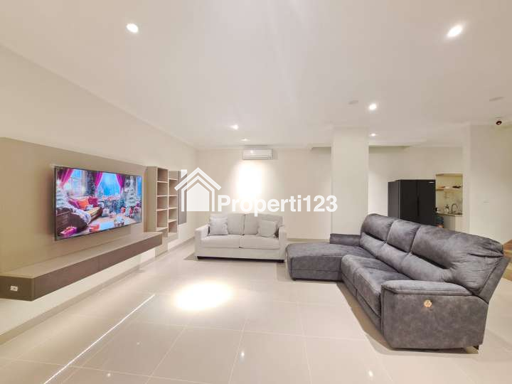 DIJUAL RUMAH BARU DI CLUSTER CARSON, SUMMARECON GADING SERPONG - 8