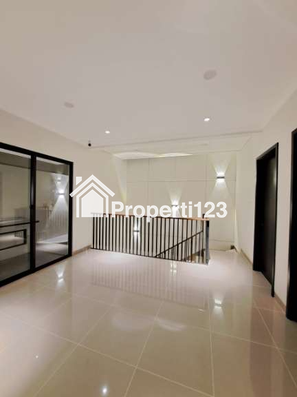 DIJUAL RUMAH BARU DI CLUSTER CARSON, SUMMARECON GADING SERPONG - 12