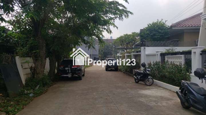 Dijual Rumah Tua di Jl. Buncit Persada, Kalibata, Kec. Pancoran, Jakarta Selatan - 2