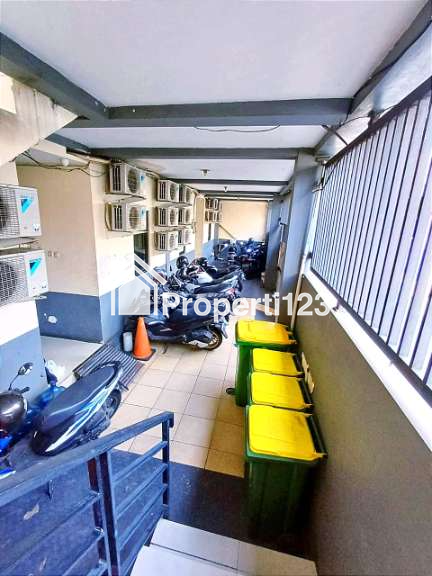 Dijual Rumah Kost di Jl. Tomang Tinggi, Tomang, Grogol Petamburan, Jakarta Barat - 2
