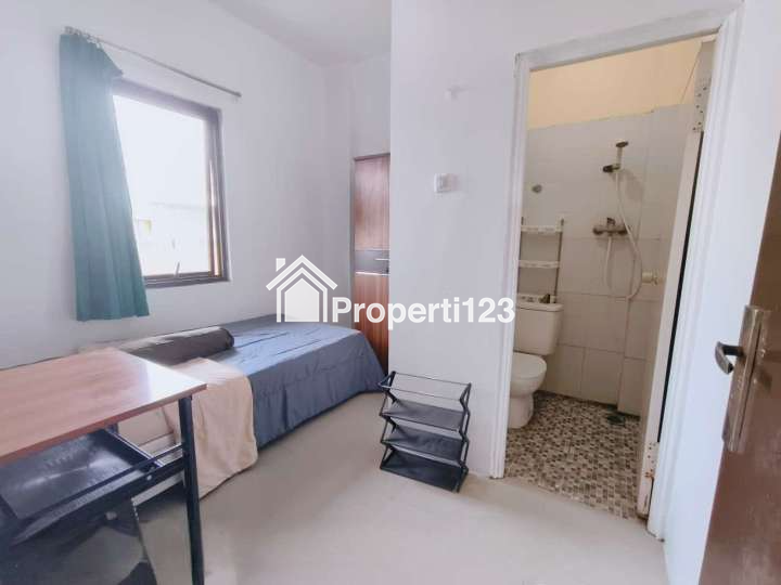 Dijual Rumah Kost di Jl. Tomang Tinggi, Tomang, Grogol Petamburan, Jakarta Barat - 4