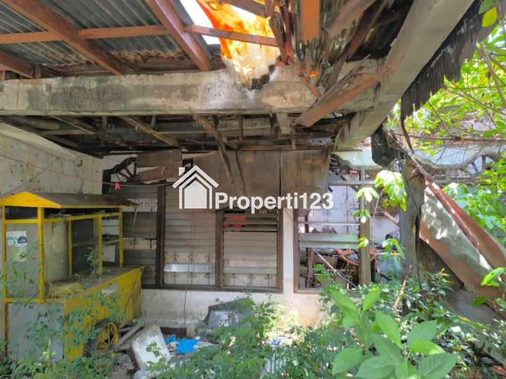 Tanah Bonus Rumah Tua Jalan Cempaka Putih Timur Jakarta Pusat - 3