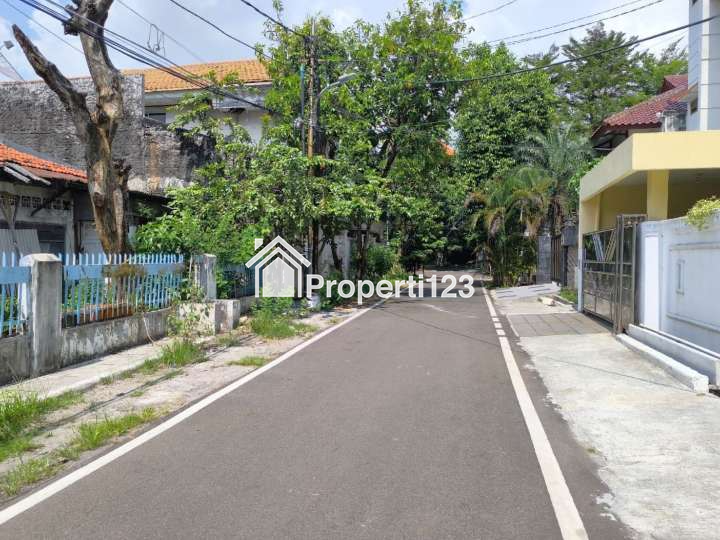 Tanah Bonus Rumah Tua Jalan Cempaka Putih Timur Jakarta Pusat - 5