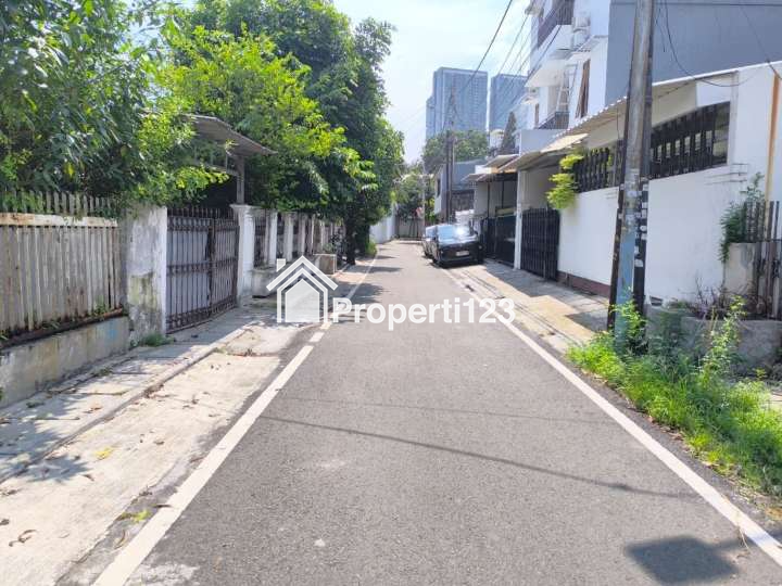 Tanah Bonus Rumah Tua Jalan Cempaka Putih Timur Jakarta Pusat - 6