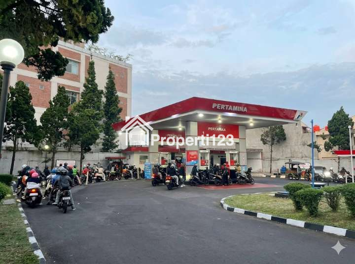 DIJUAL CEPAT: SPBU AKTIF SIAP PAKAI DI JALAN RAYA UTAMA SURAPATI, PUSAT KOTA BANDUNG! - 2