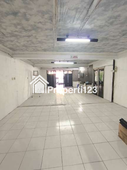 Rumah Super Strategis Cempaka Putih Tengah Jakarta Pusat - 4