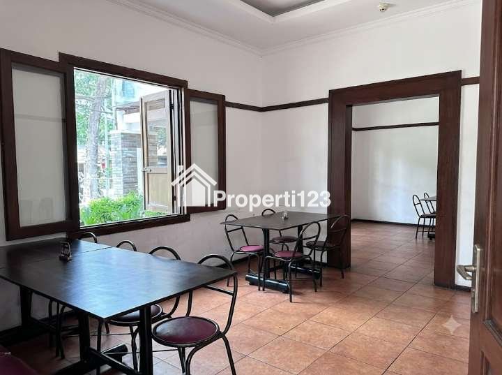 Dijual Rumah Heritage C Sayap Riau Jalan Bengawan Bandung 902m2 – Cocok Cafe & Bisnis - 6