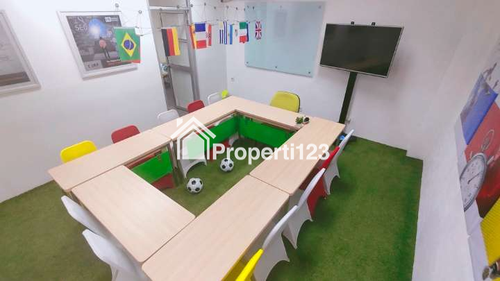 Ruang Kantor 4 meja di Ged Mustika Ratu, Tebet, Pancoran - 2