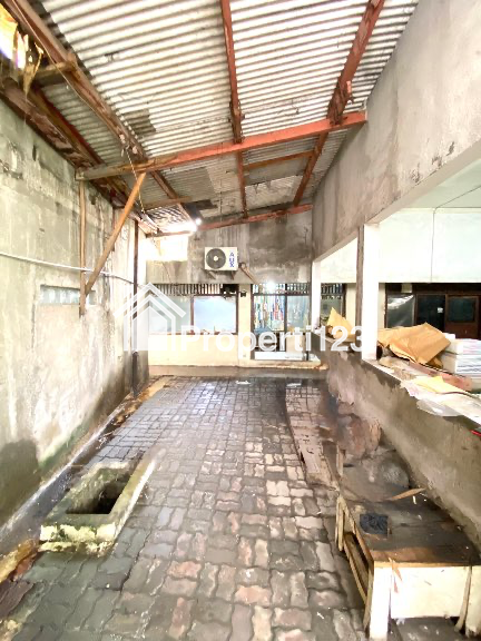 Dijual Murah Gudang Pinggir Jalan di Narogong Bekasi - 8