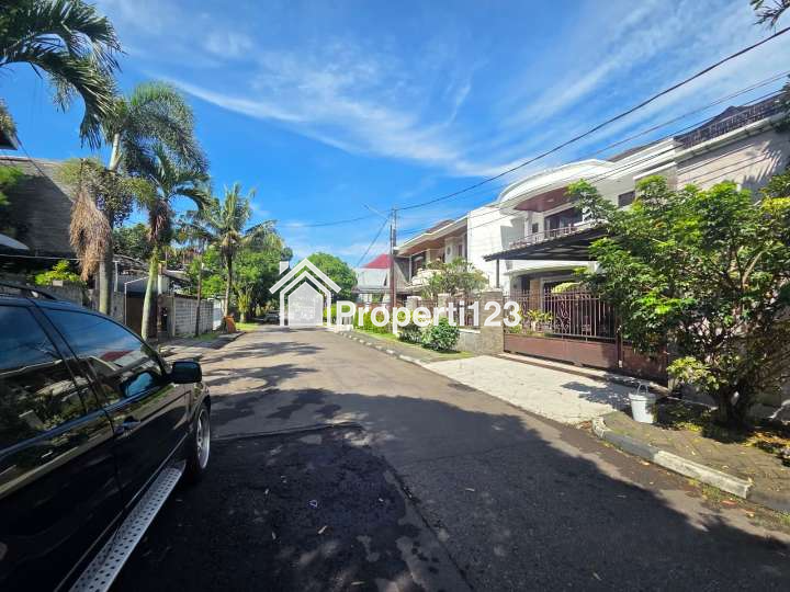 Dijual Cepat Rumah Mewah di Batununggal Indah Estate - 3