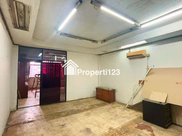 Ruko Strategis Bawah Njop Jalan KH Hasyim Ashari Jakarta Pusat - 5