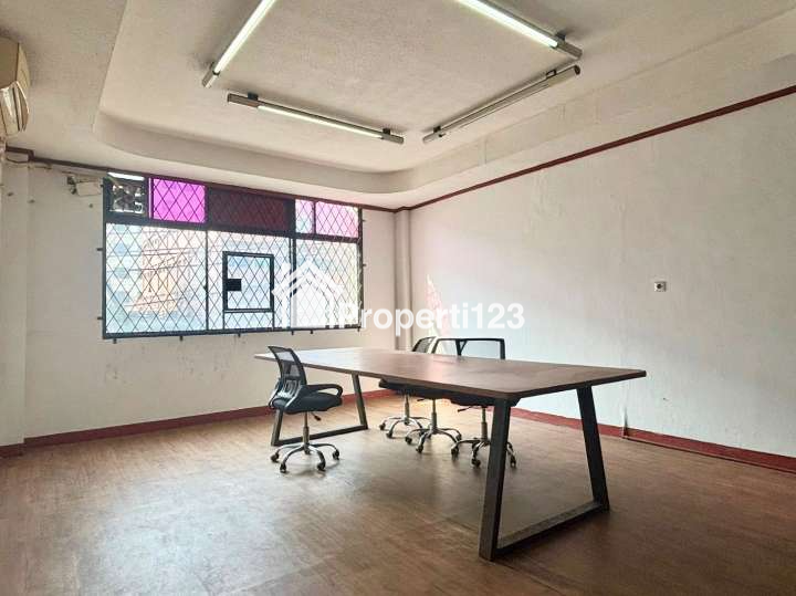 Ruko Strategis Bawah Njop Jalan KH Hasyim Ashari Jakarta Pusat - 6
