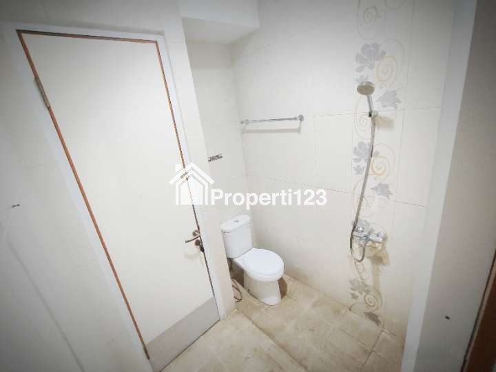 Dijual Cepat Rumah Siap Huni (baru selesai Renovasi) di The Regent Residence, Bekasi - 6