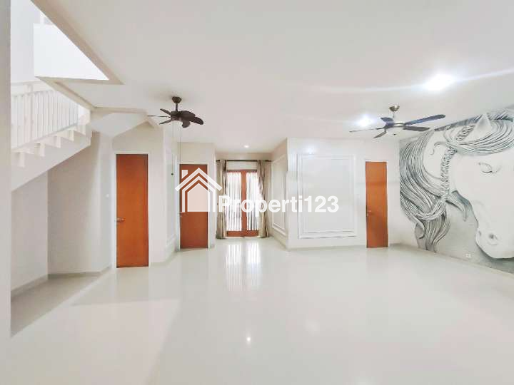 Dijual Cepat Rumah Siap Huni (baru selesai Renovasi) di The Regent Residence, Bekasi - 4