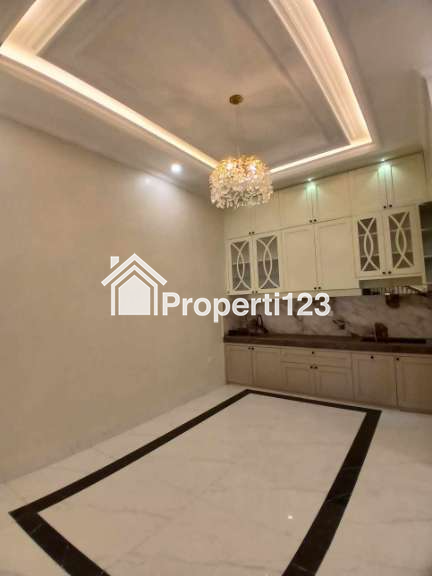 Rumah cluster 3 lantai murah siap huni dgn rooftop dijagakarsa Jaksel - 4