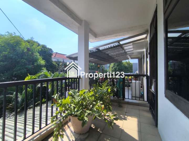 Rumah Hoek Jalan Kayu Putih Utara Pulo Gadung Jakarta Timur - 17