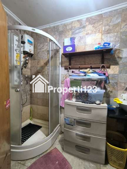 Rumah Hoek Jalan Kayu Putih Utara Pulo Gadung Jakarta Timur - 13