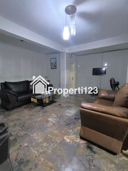 Rumah Hoek Jalan Kayu Putih Utara Pulo Gadung Jakarta Timur - 5