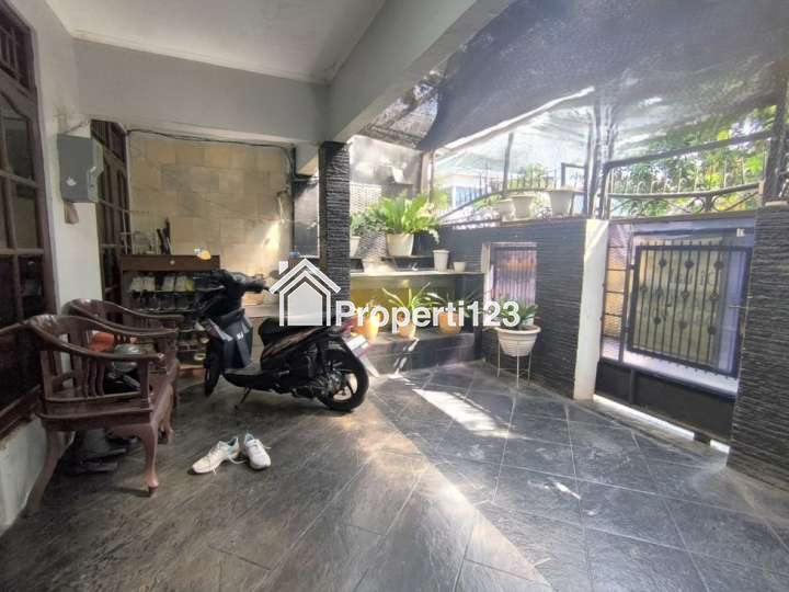 Rumah Hoek Jalan Kayu Putih Utara Pulo Gadung Jakarta Timur - 19