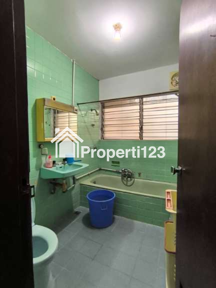 Rumah Strategis Jalan Cempaka Putih Tengah Jakarta Pusat - 16