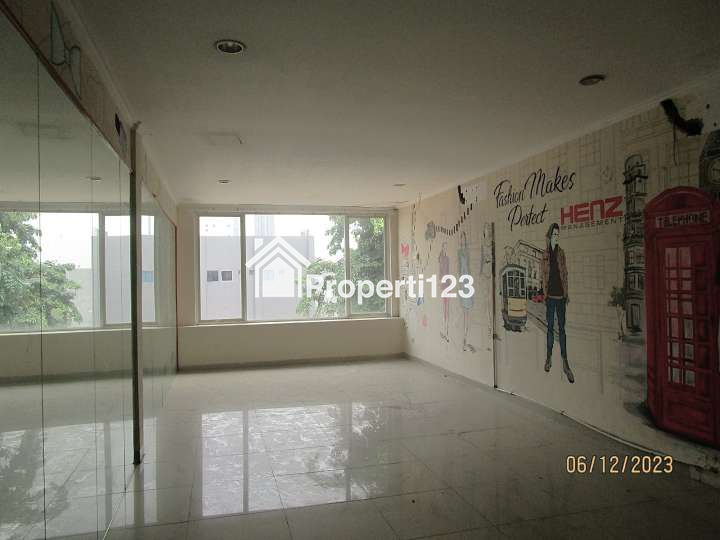 Ruko Super Strategis Jalan Cempaka Putih Tengah Jakarta Pusat - 6