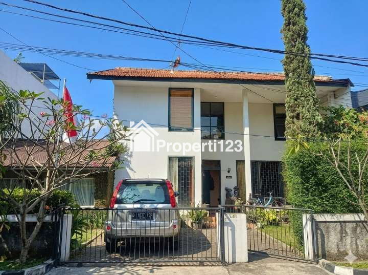 Dijual Rumah Mewah Sarijadi Bandung Siap Huni Dekat Tol Pasteur & Kampus Maranatha NHI Polban - 1