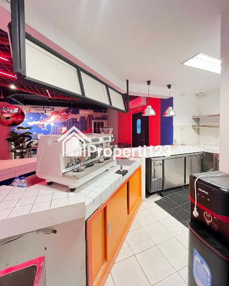 Dijual Rumah Komersial Pinggir Jalan di Wiiaya Kebayoran Baru Jakarta Selatan - 6