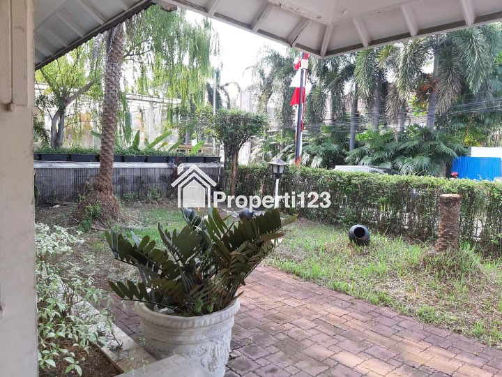 Dijual Rumah Dua Lantai di Jalan Tegal Menteng Jakarta Pusat - 7