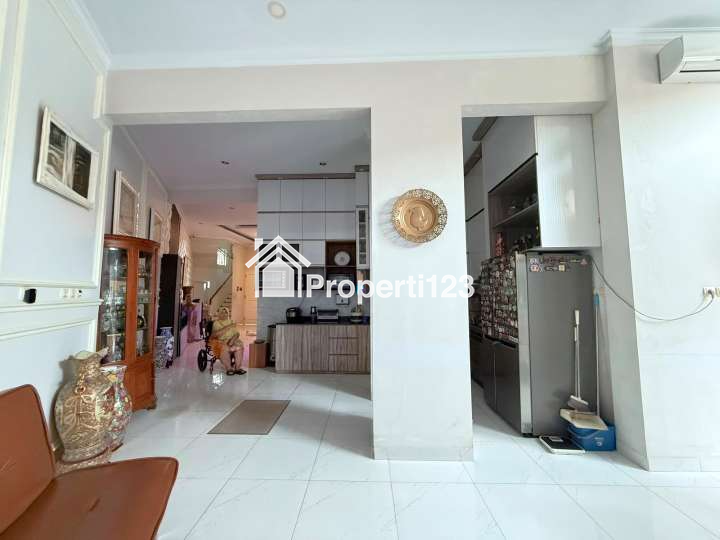 Rumah Bagus Semi Furnished Ciganjur Jagakarsa Jakarta Selatan - 6
