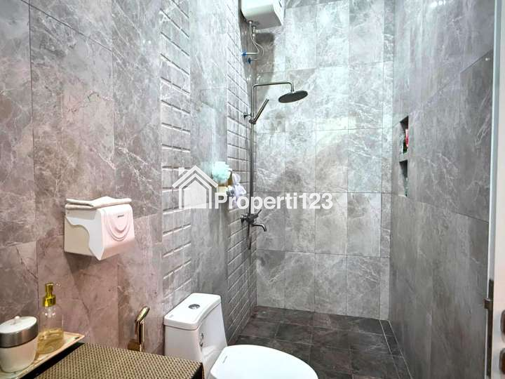 Rumah Bagus Semi Furnished Ciganjur Jagakarsa Jakarta Selatan - 11