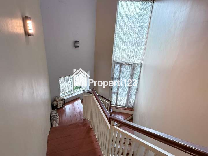 Rumah Bagus Semi Furnished Ciganjur Jagakarsa Jakarta Selatan - 13
