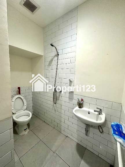 Disewakan Rumah Cendana Parc Tipe 3 - 8